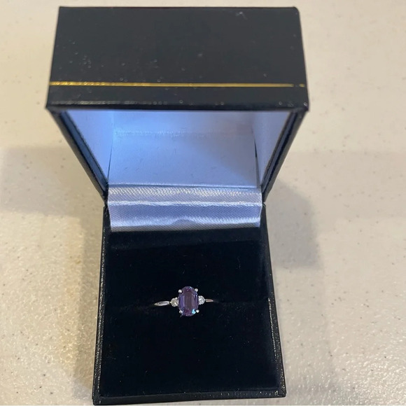 Brand New Created Alexandrite Three Stone Diamond Ring 10K White Gold - Picture 2 of 6